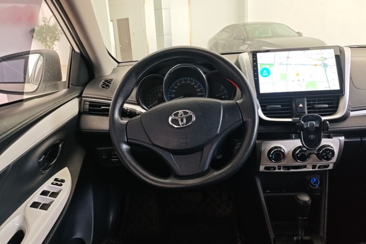 Toyota Vios 2020 car image #11