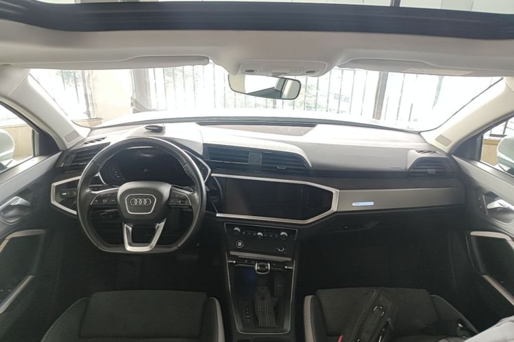 Audi Q3 2023 #10 Audi Q3 2023 car image #10