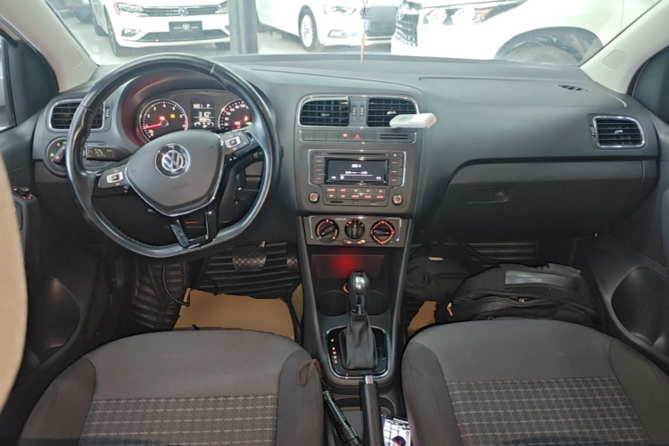Volkswagen Polo 2016 #10 Volkswagen Polo 2016 car image #10