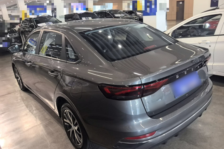 GEELY Emgrand 2022 #5 GEELY Emgrand 2022 car image #5