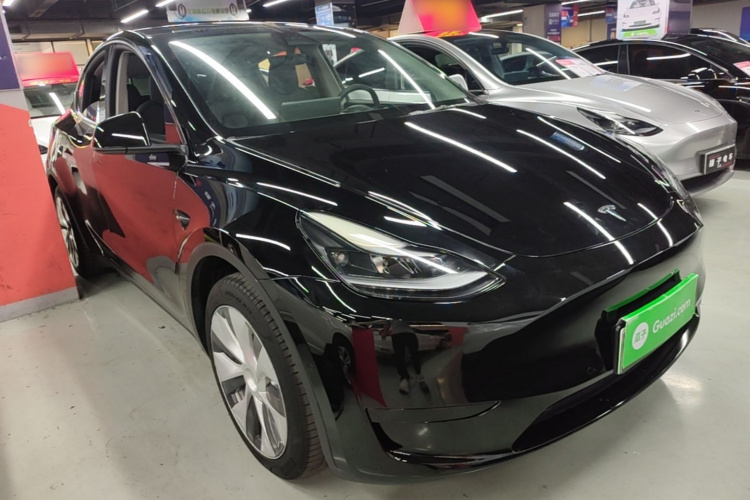 Tesla Model Y 2022 #4 Tesla Model Y 2022 immagine di auto #4