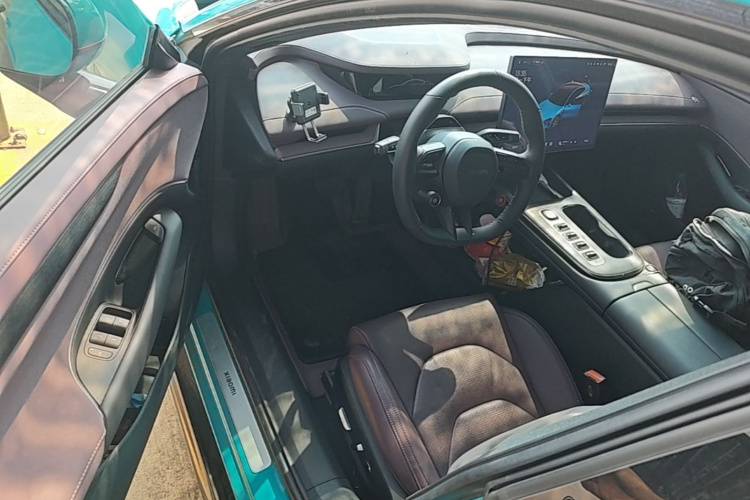 MI SU7 2024 car image #16