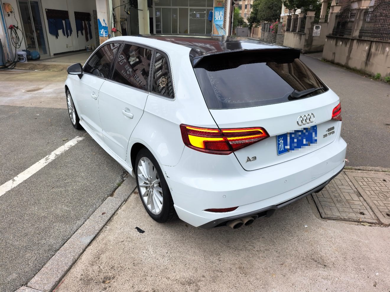 Audi A3 2017 car image #3