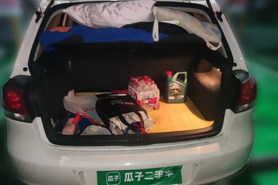 Volkswagen Golf 2014 car image #8