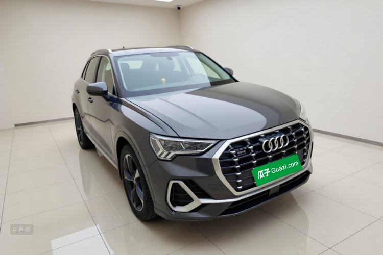 Audi Q3 2022 car image #4