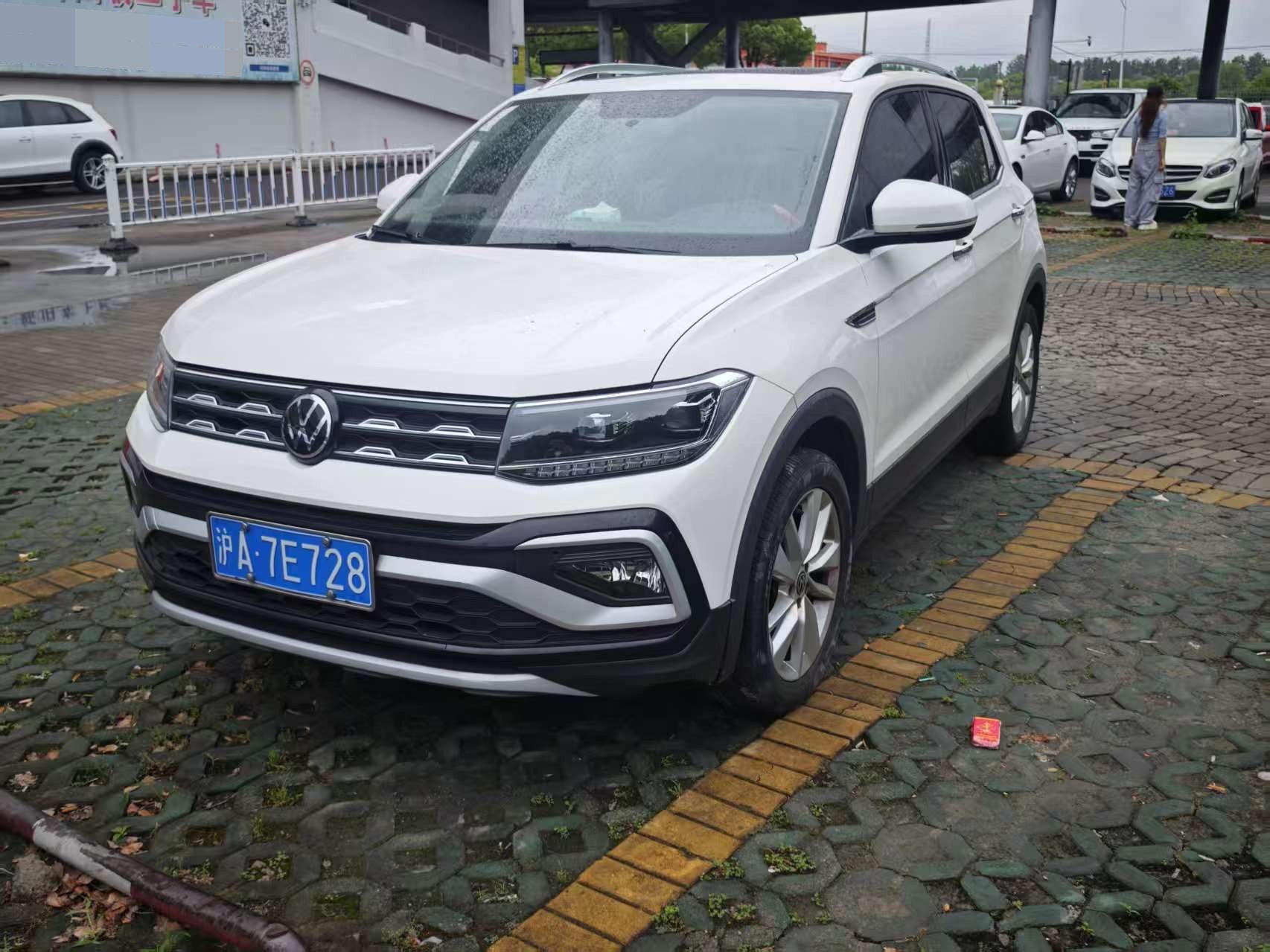 Volkswagen T-Cross 2021 Volkswagen T-Cross 2021 car image