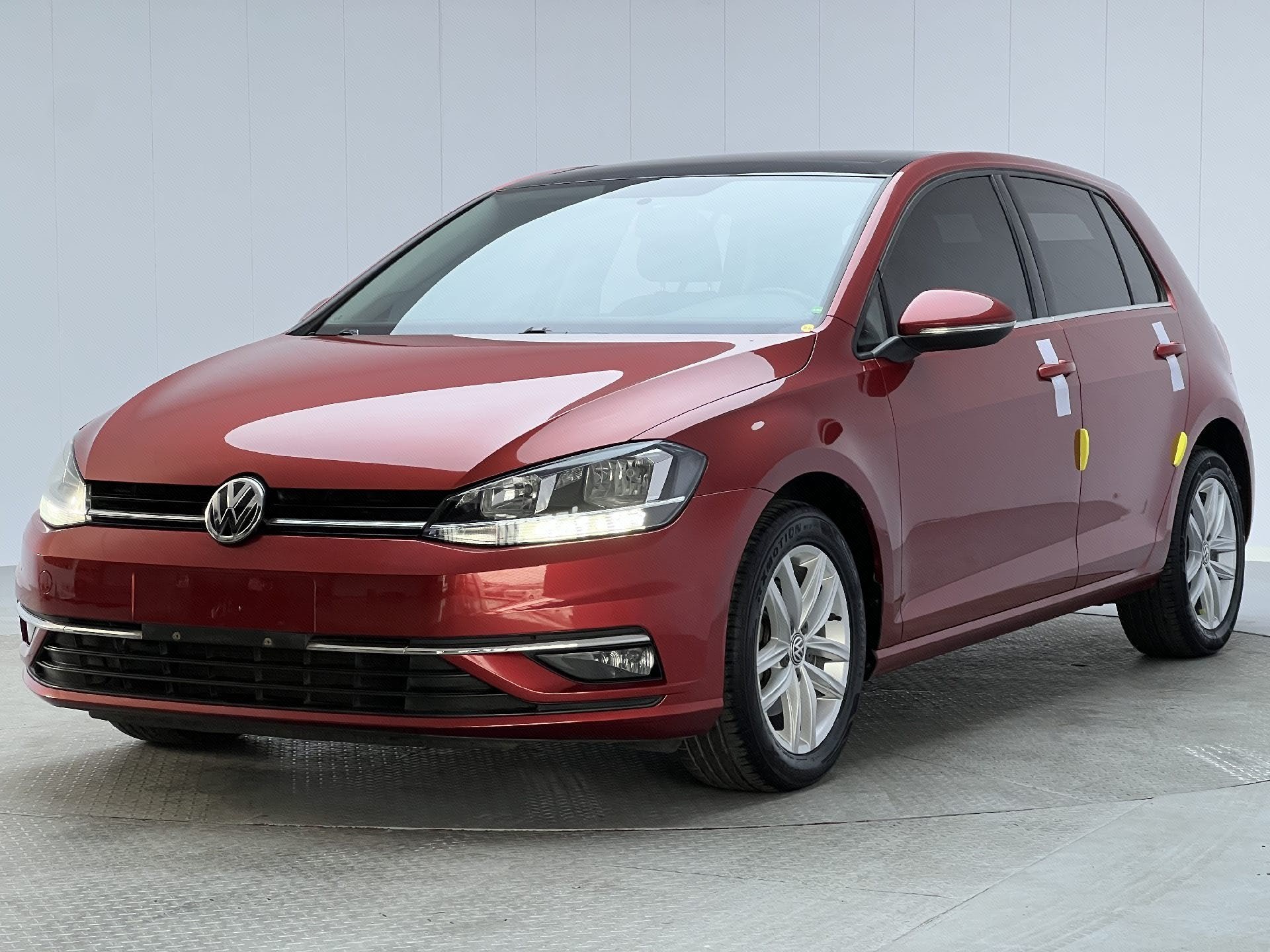 2018 2018 car image