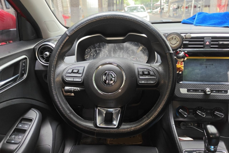 MG ZS 2018 #12 MG ZS 2018 car image #12
