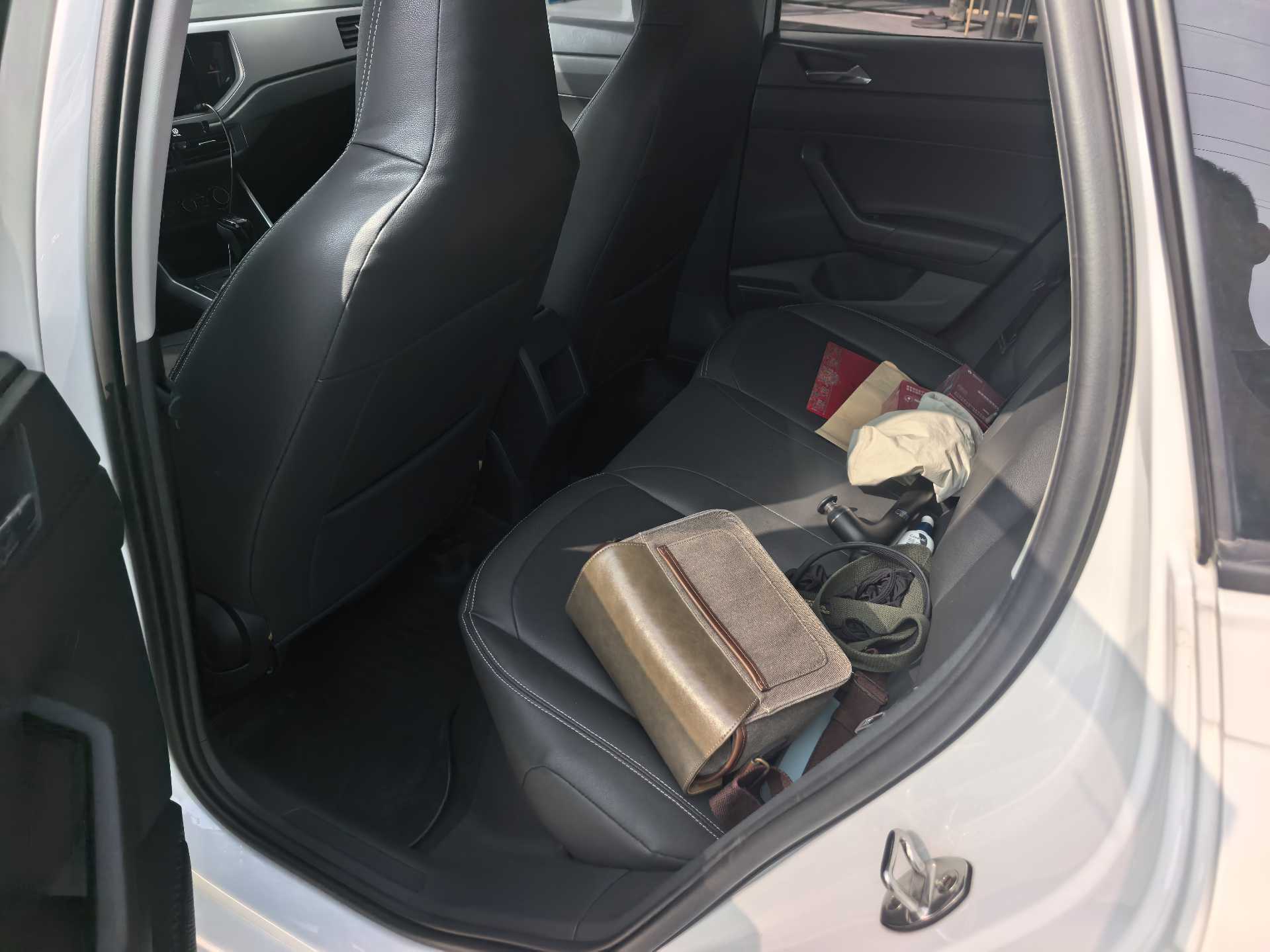 Volkswagen Polo 2023 image de voiture #3