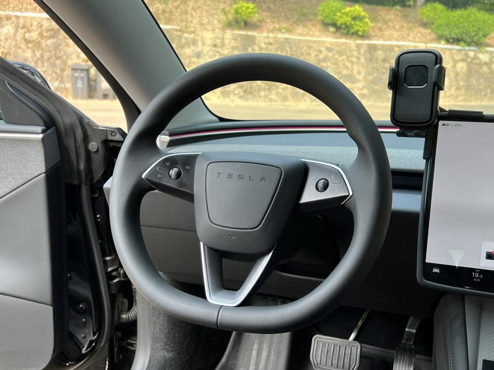 Tesla Model 3 2023 #20 Tesla Model 3 2023 car image #20