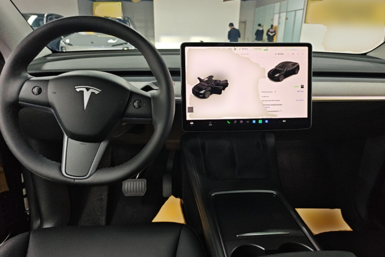 Tesla Model Y 2023 #10 Tesla Model Y 2023 car image #10