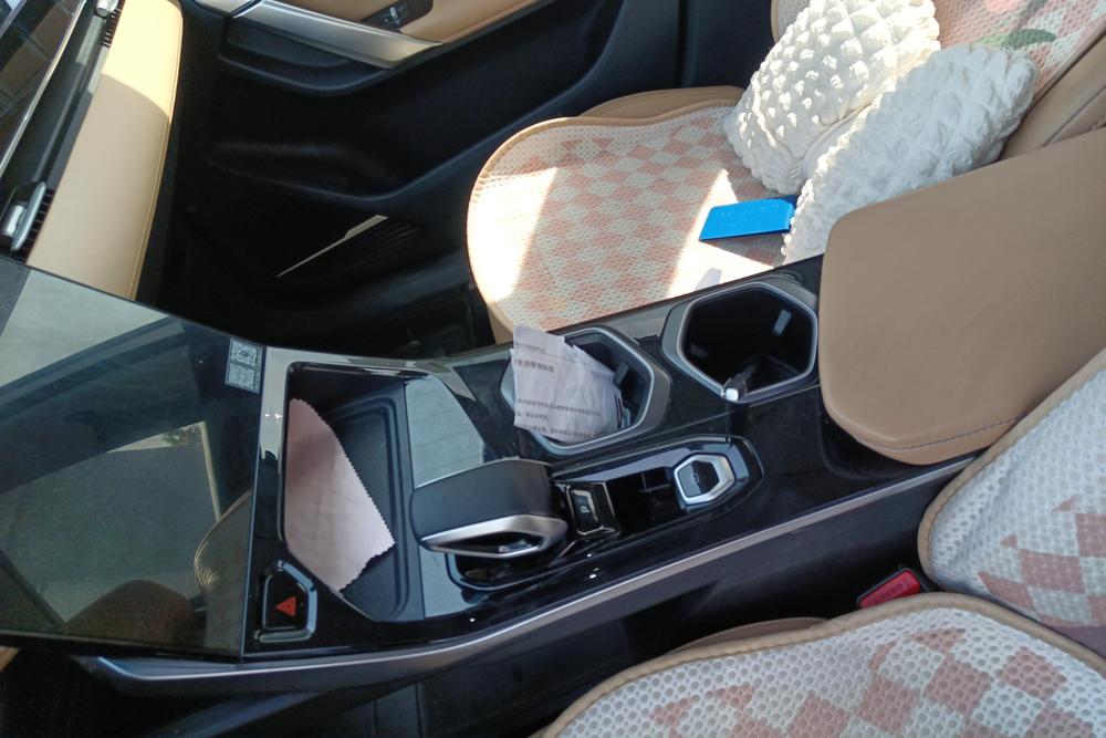 GEELY Boyue L 2023 #15 GEELY Boyue L 2023 immagine di auto #15