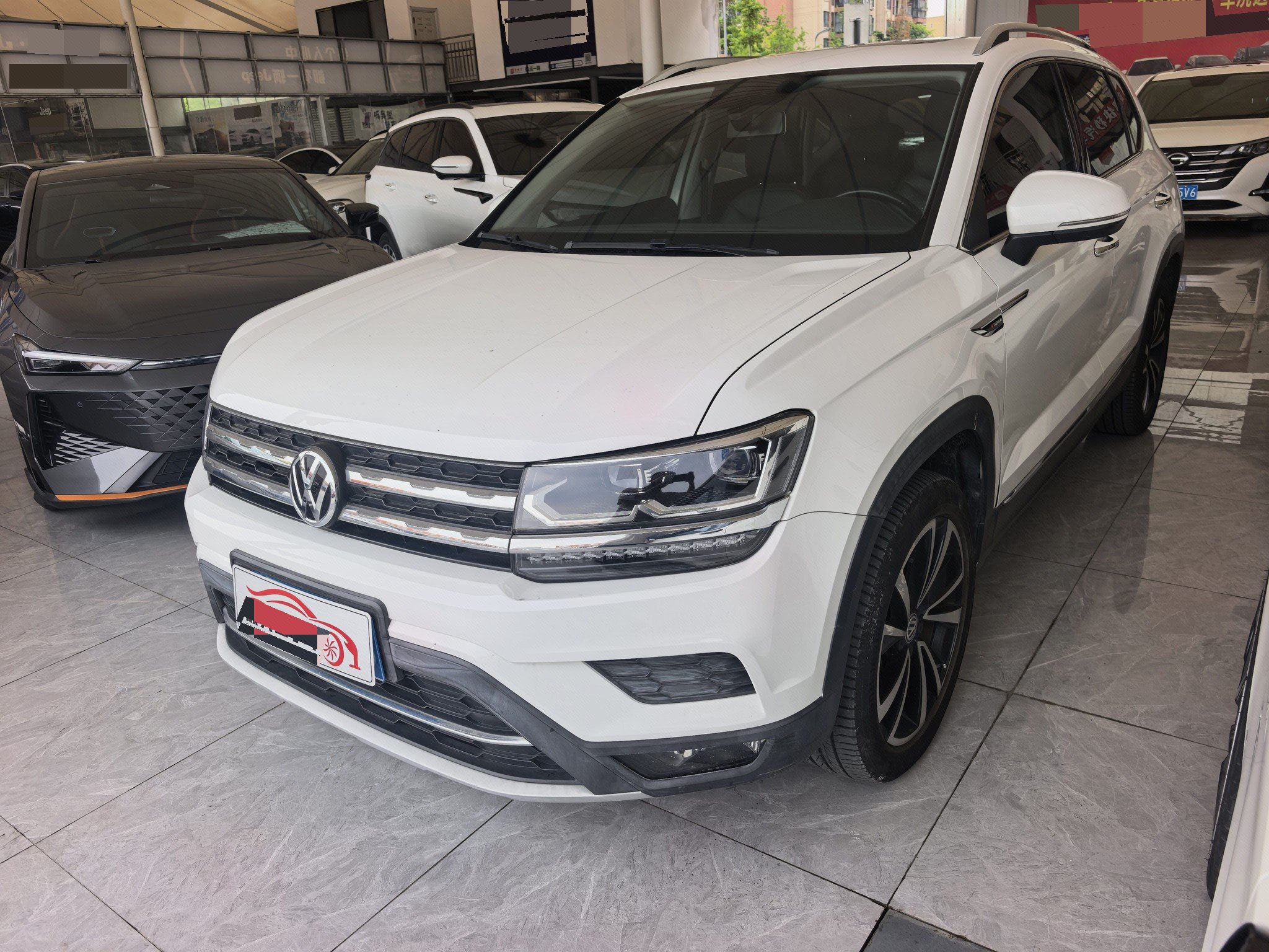 Volkswagen Tharu 2020 car image 