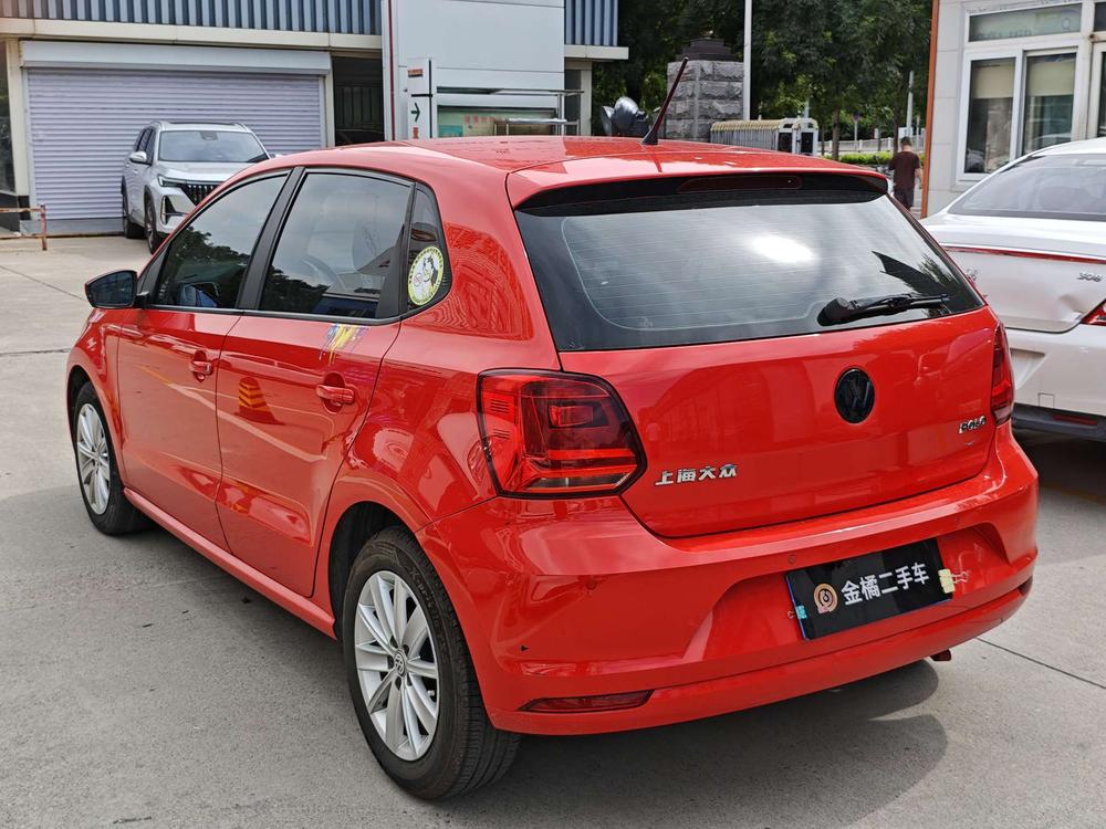 Volkswagen Polo 2015 #4 Volkswagen Polo 2015 car image #4