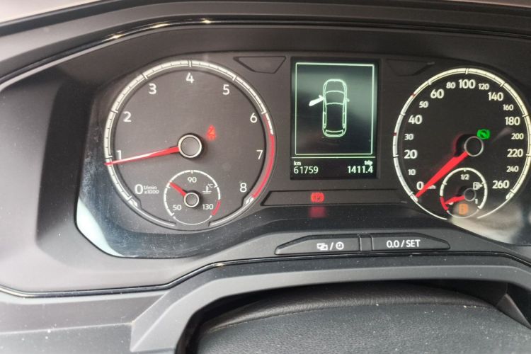 Volkswagen Polo 2022 car image #8