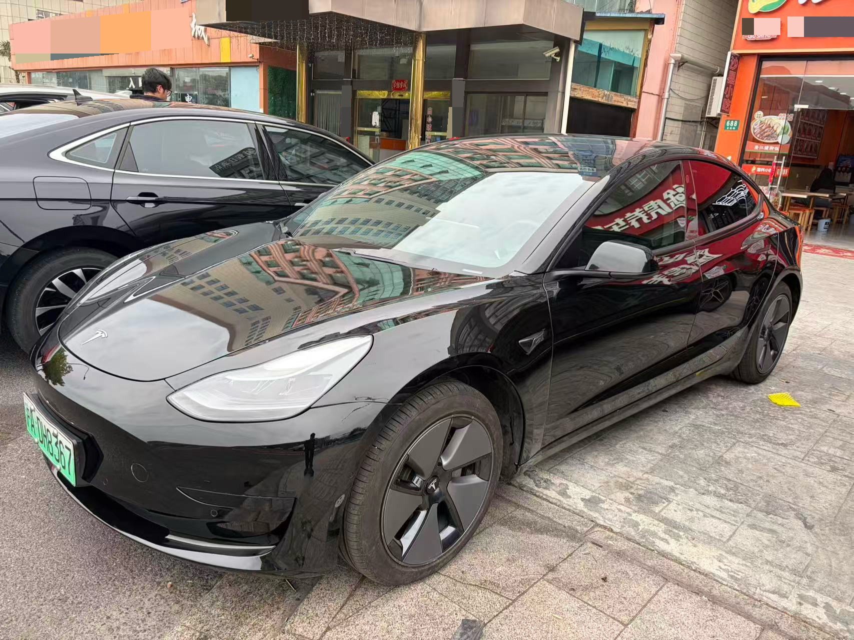 Tesla Model 3 2021 car image 