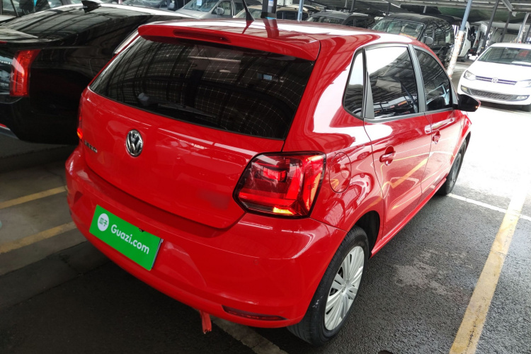 Volkswagen Polo 2016 car image #5