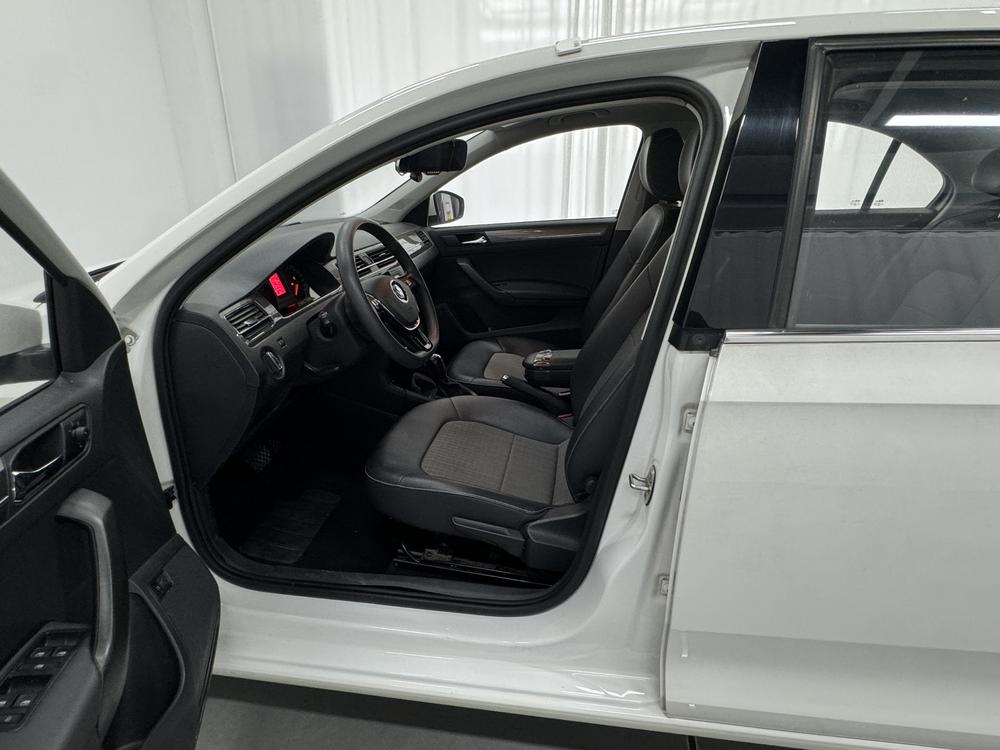 Volkswagen Santana 2016 #17 Volkswagen Santana 2016 car image #17