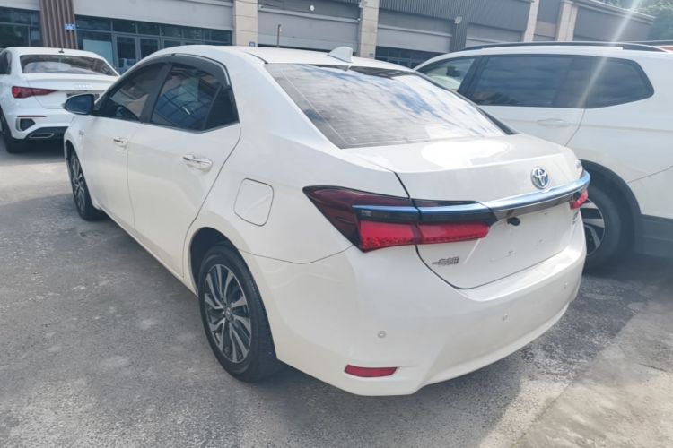 Toyota Corolla Hybird E+ 2020 #5 Toyota Corolla Hybird E+ 2020 car image #5