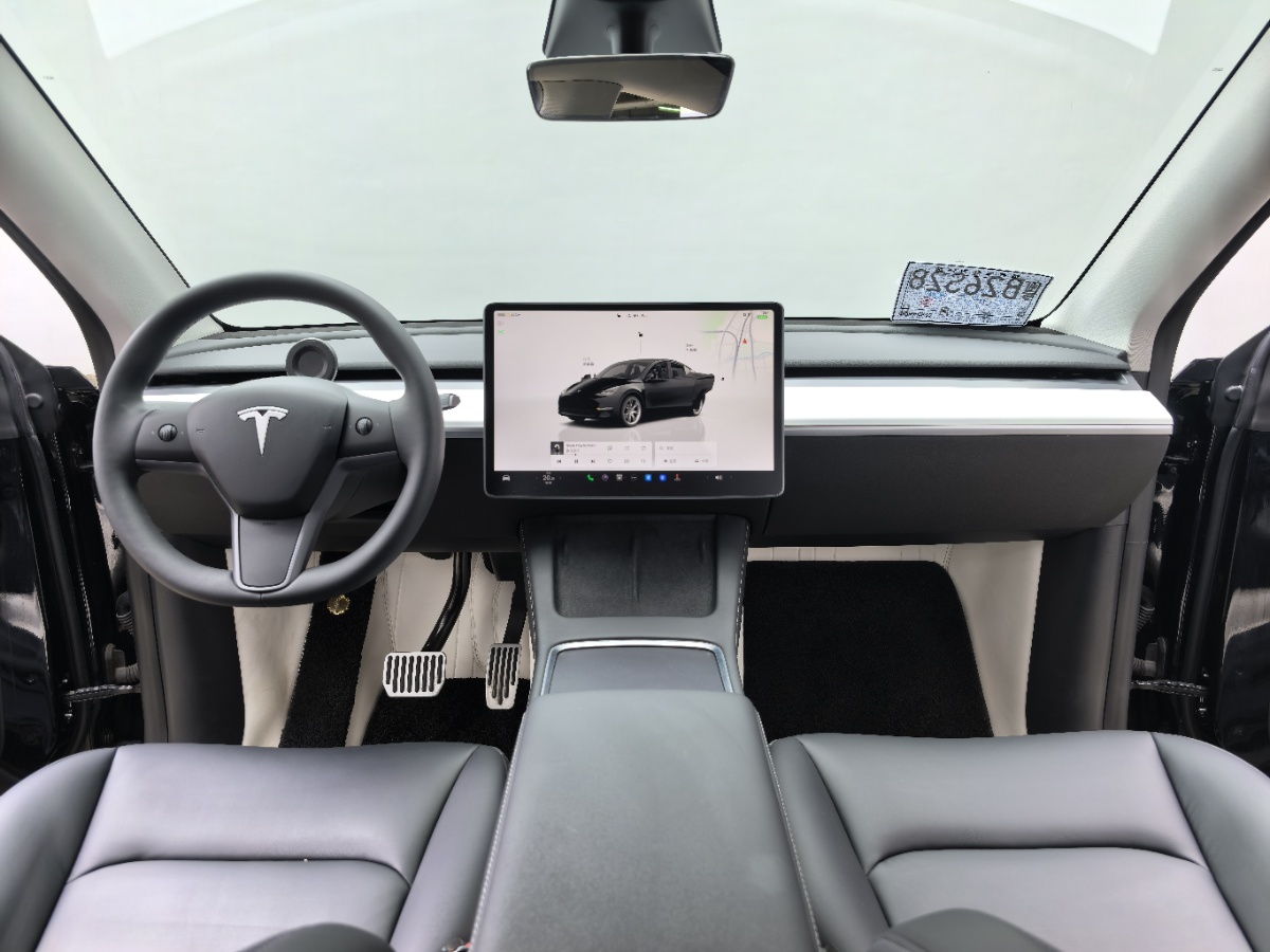 Tesla Model Y 2023 #6 Tesla Model Y 2023 car image #6