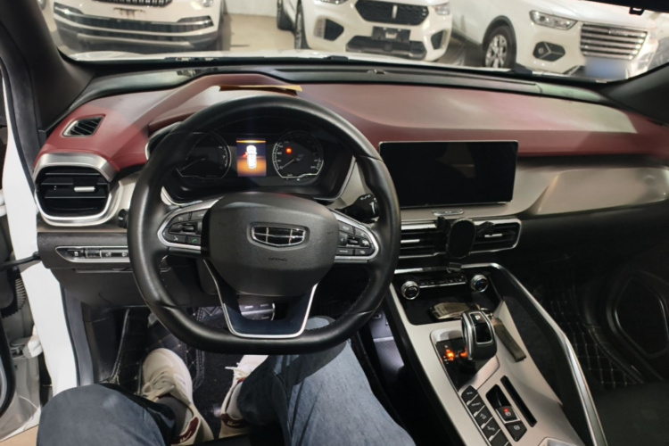 GEELY Coolray 2020 car image #10