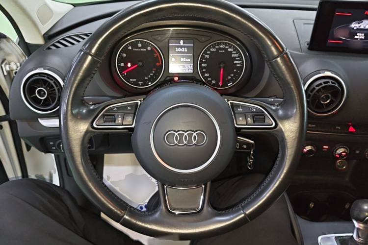 Audi A3 2016 صورة سيارة #15