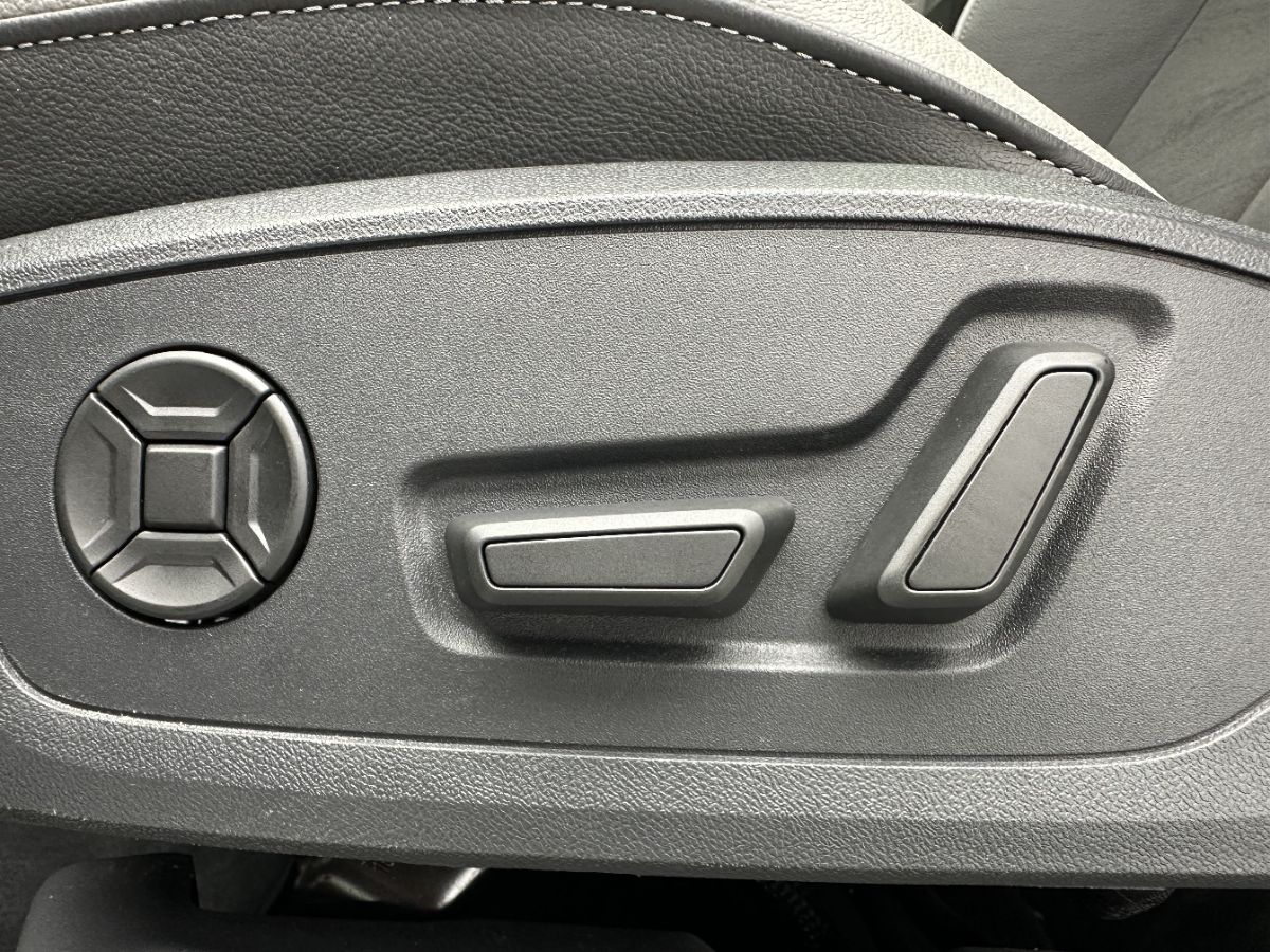 Audi Q3 2022 #12 Audi Q3 2022 car image #12