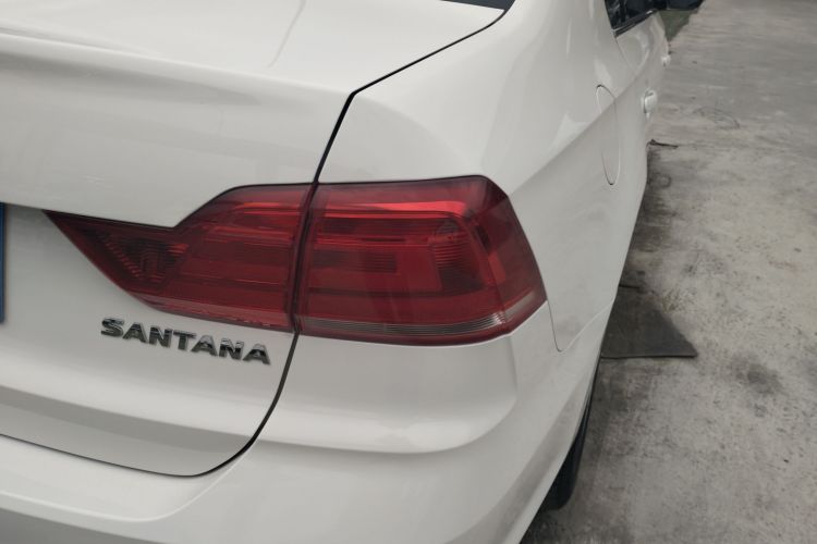 Volkswagen Santana 2019 صورة سيارة #8