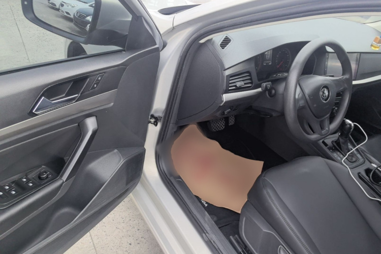 Volkswagen Lavida 2019 #12 Volkswagen Lavida 2019 car image #12