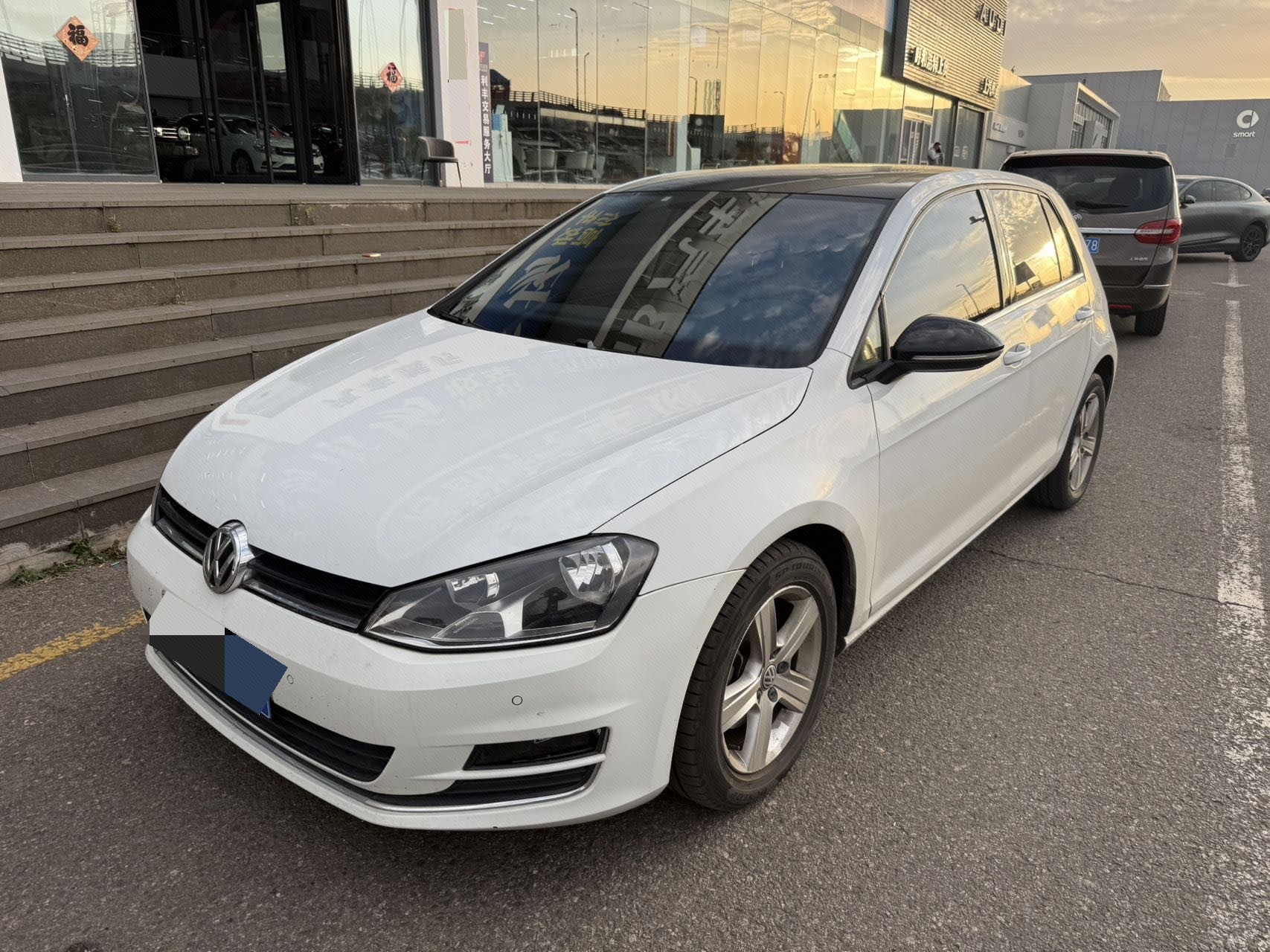 2017 2017 car image