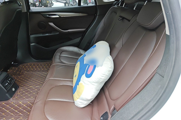 BMW X1 2018 #10 BMW X1 2018 car image #10