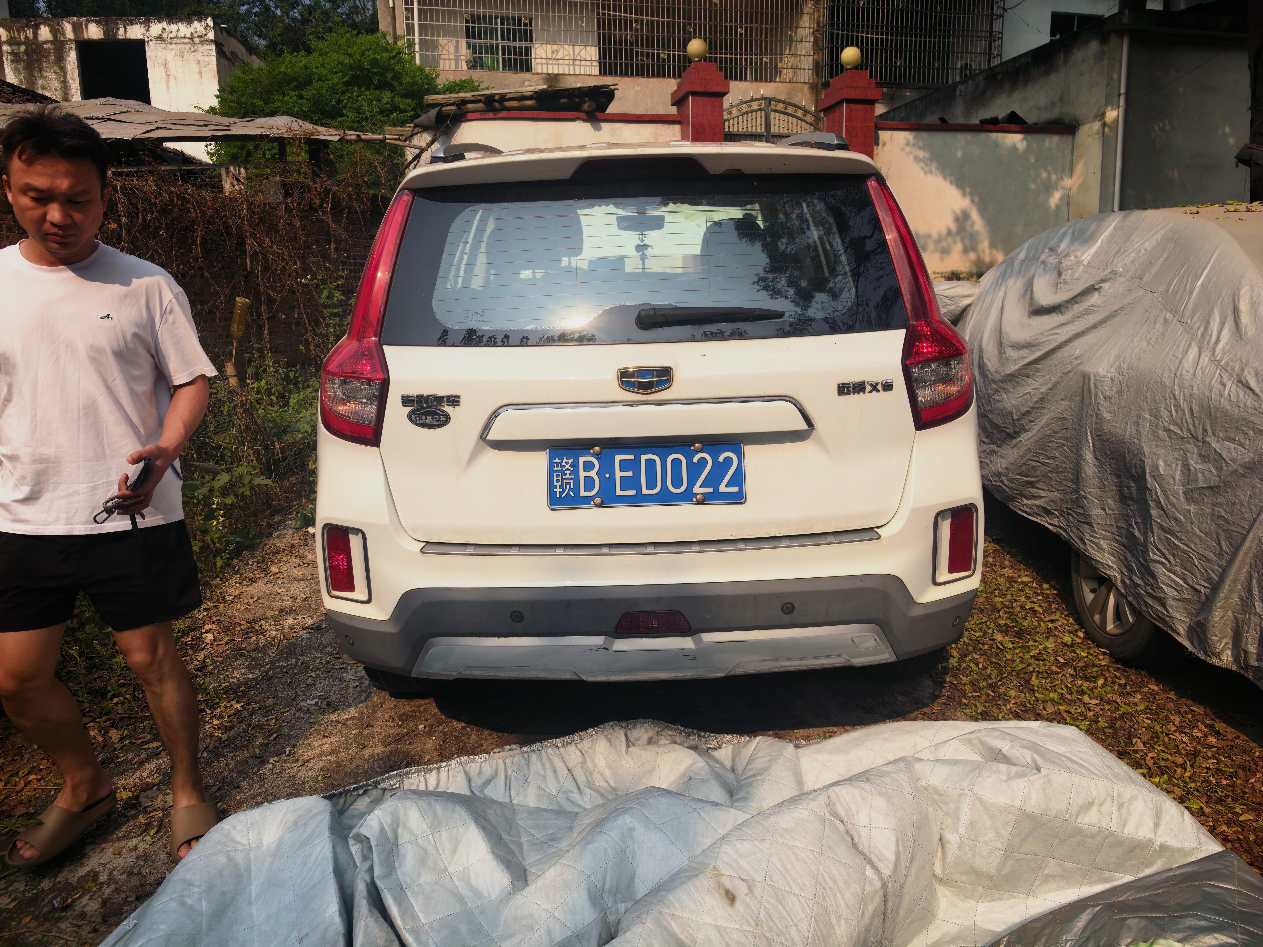 GEELY Vision X6 2018 صورة سيارة #6