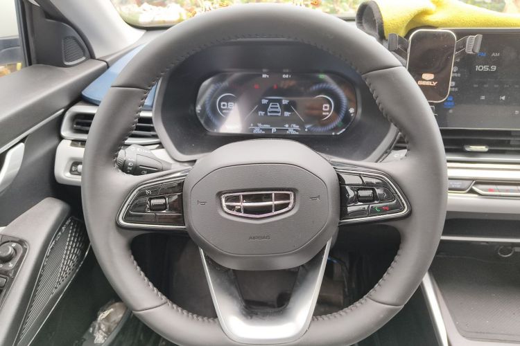 GEELY Emgrand 2023 #15 GEELY Emgrand 2023 car image #15