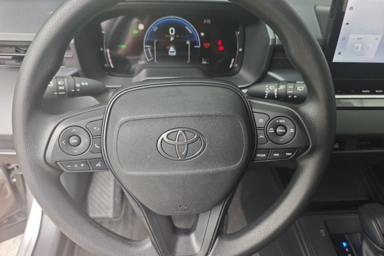 Toyota Corolla Cross 2026 immagine di auto #18