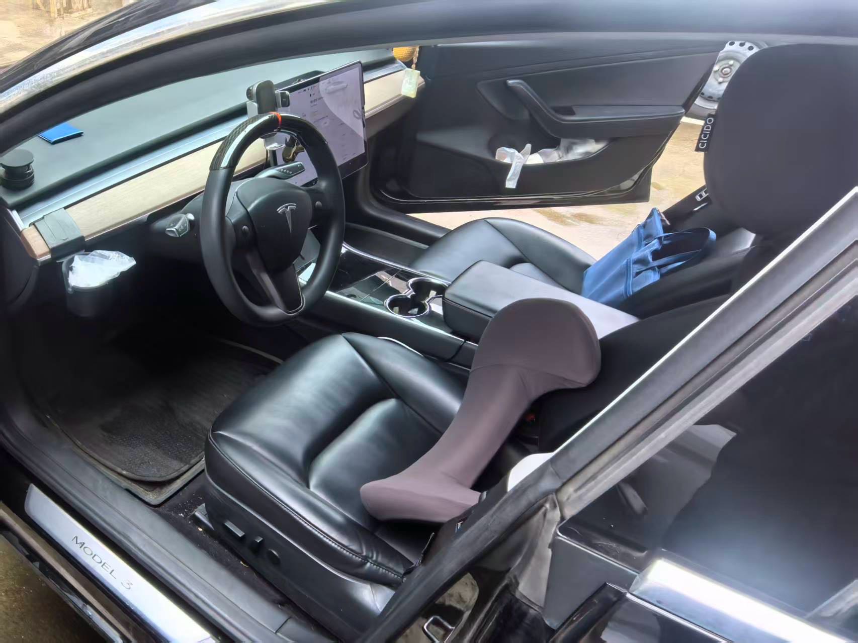 Tesla Model 3 2020 car image #4