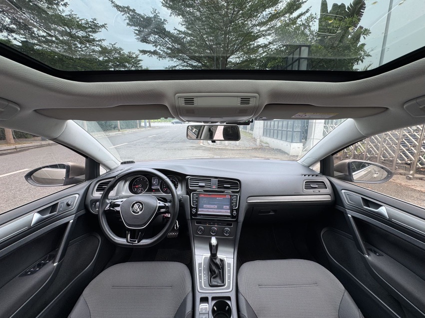 Volkswagen Golf 2016 car image #6