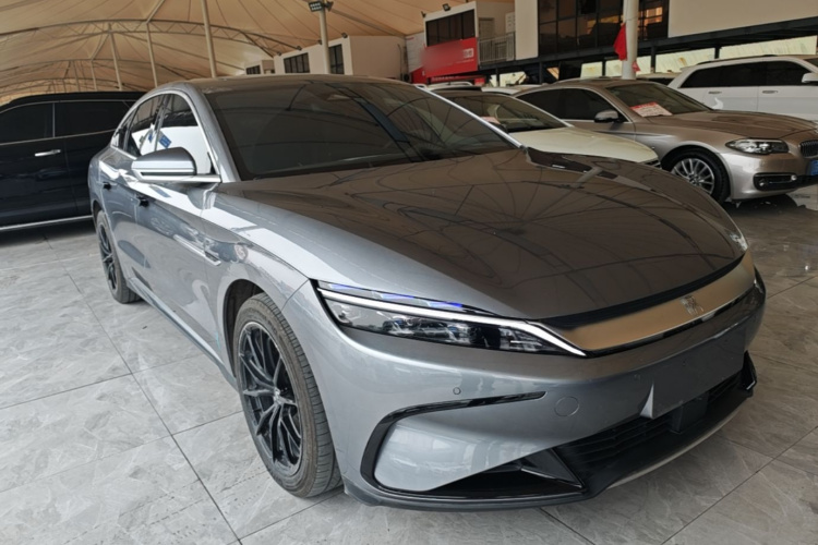 BYD Han 2023 car image #4