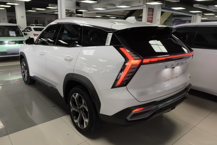 GEELY Boyue L 2024 immagine di auto #5