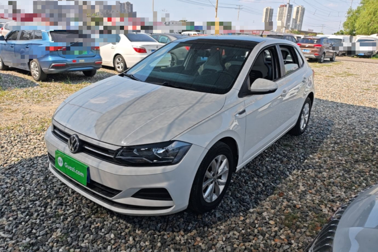 Volkswagen Polo 2020 car image #2