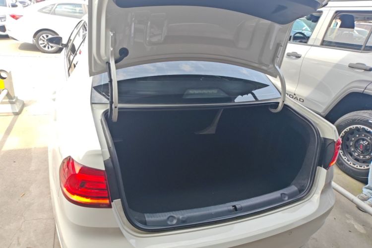 Volkswagen Lavida 2020 car image #21