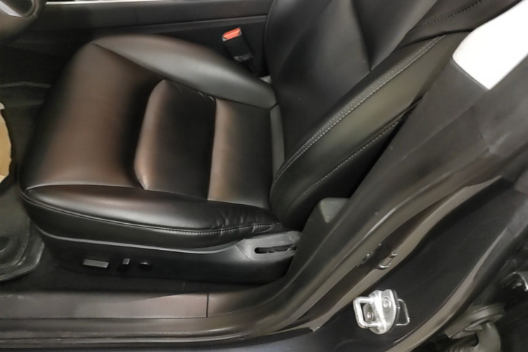 Tesla Model 3 2020 #19 Tesla Model 3 2020 car image #19