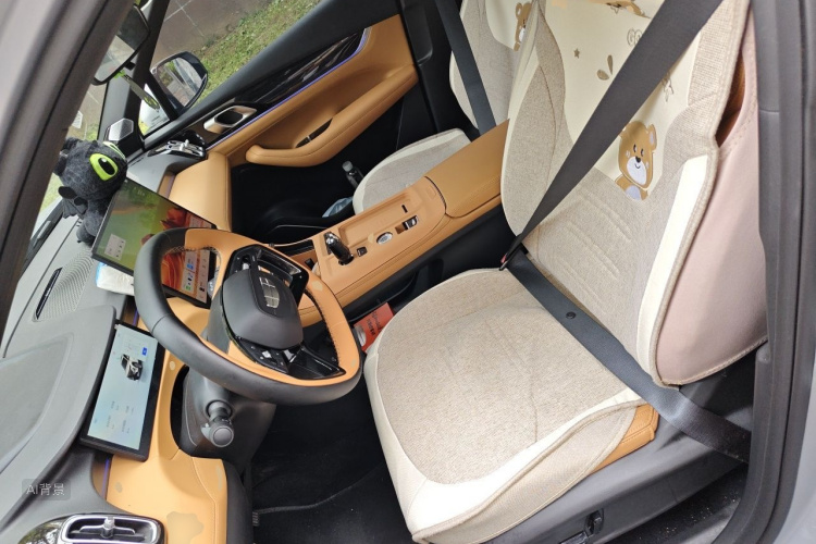 GEELY Boyue L 2026 изображение автомобиля #17
