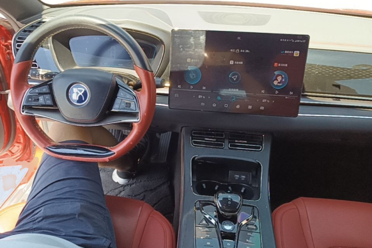 BYD Han 2020 immagine di auto #10