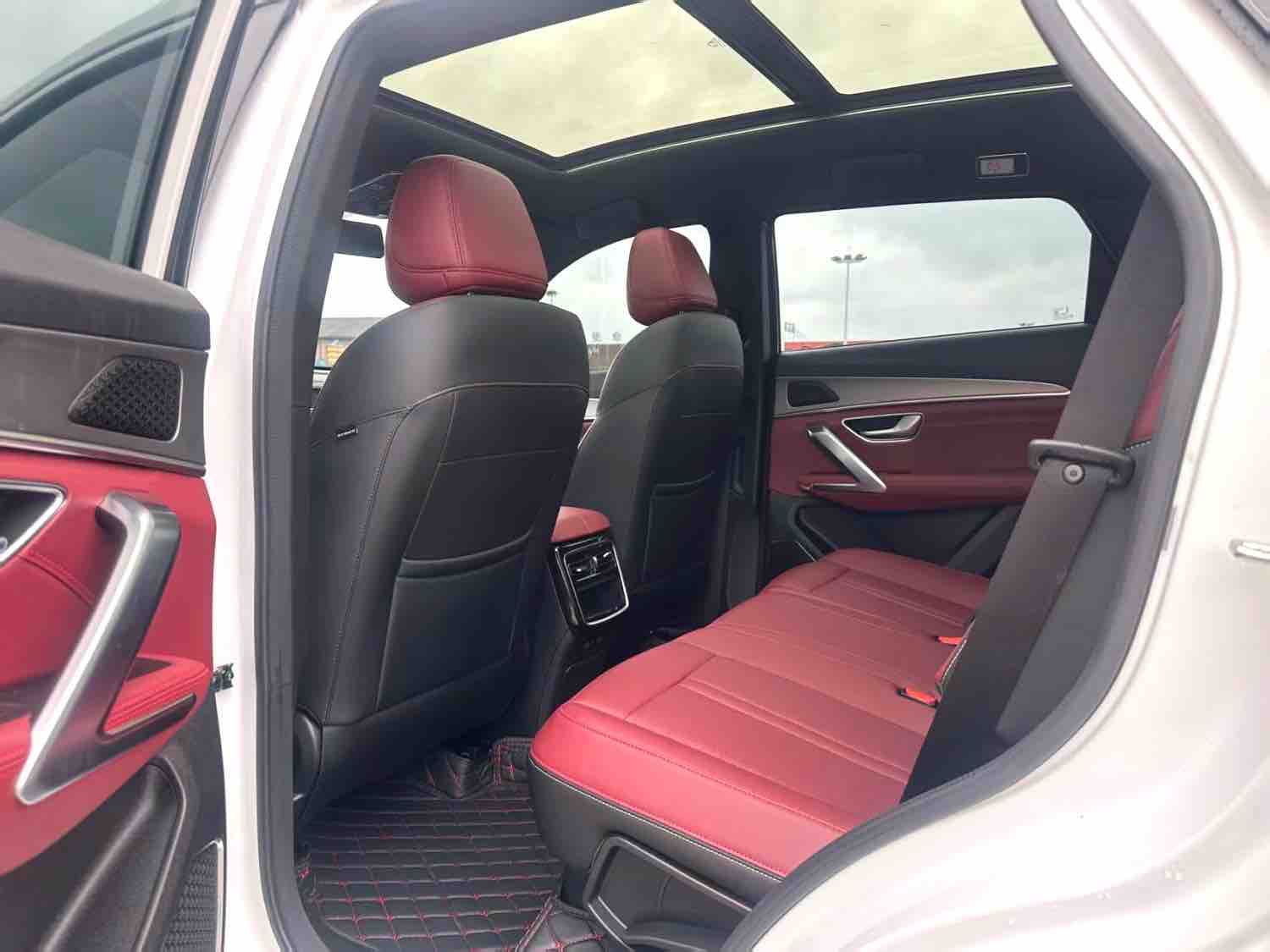 Jetour X70 PLUS 2025 car image #6