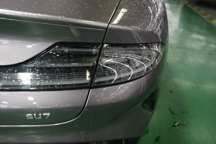 小米汽车 小米SU7 2025 汽车图片 #8