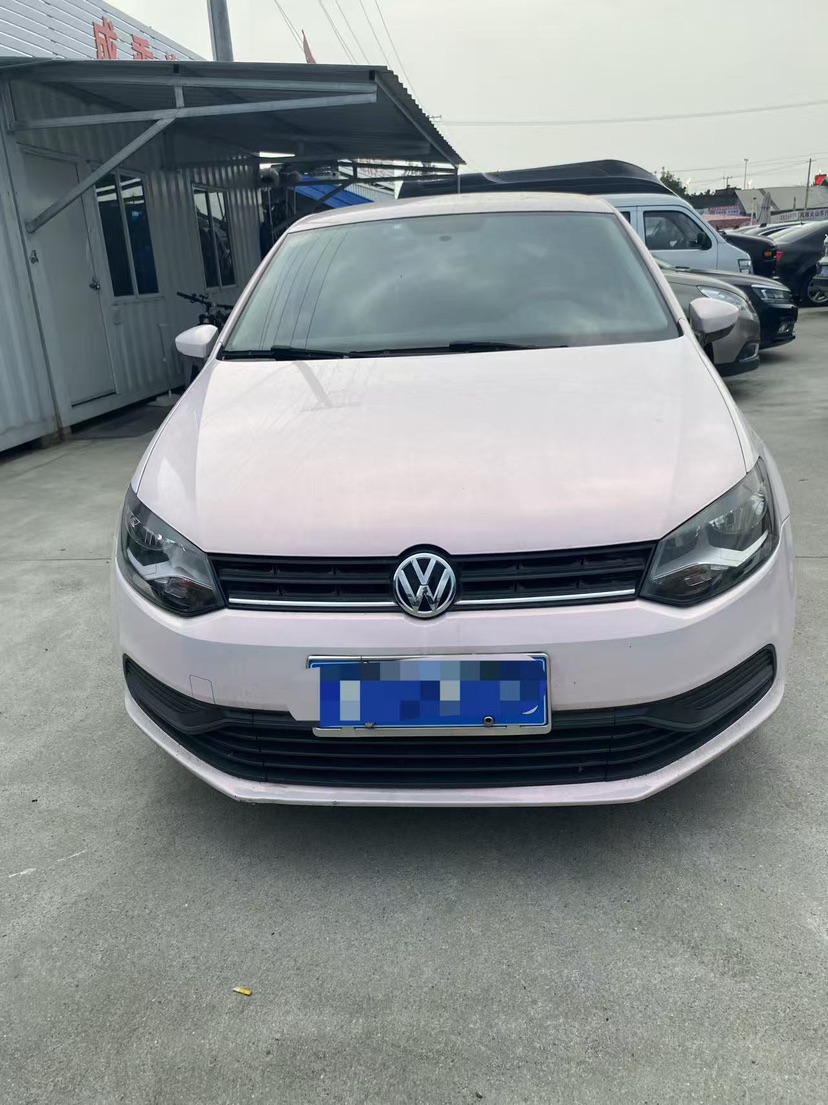 Volkswagen Polo 2018 car image #2
