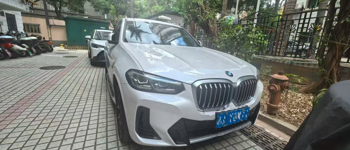 BMW X3 2022 BMW X3 2022 car image