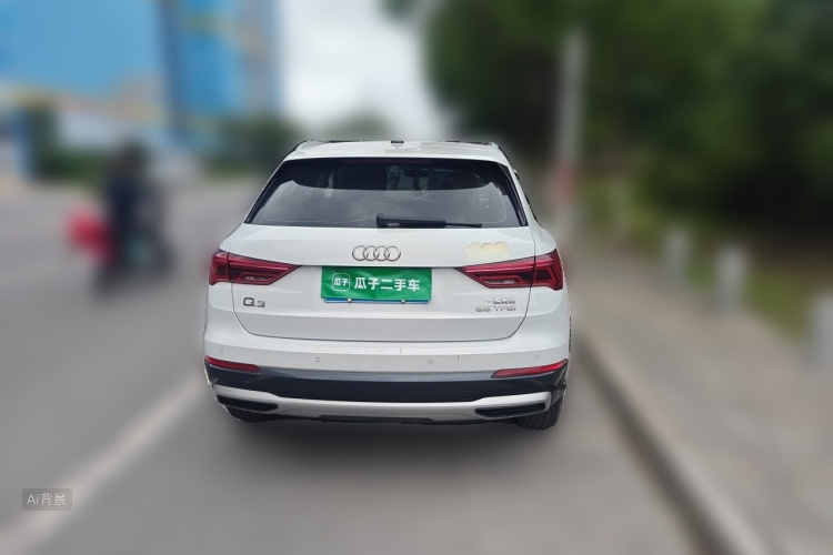 Audi Q3 2019 car image #6