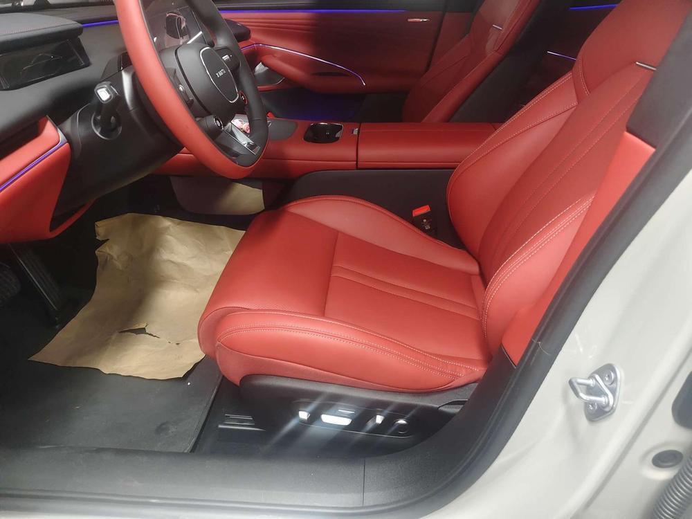 2026 #15 2026 immagine di auto #15