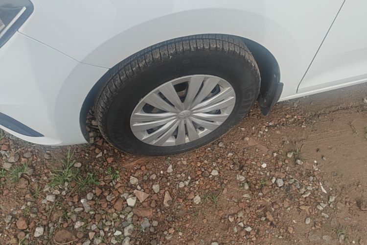 Volkswagen Santana 2019 car image #9